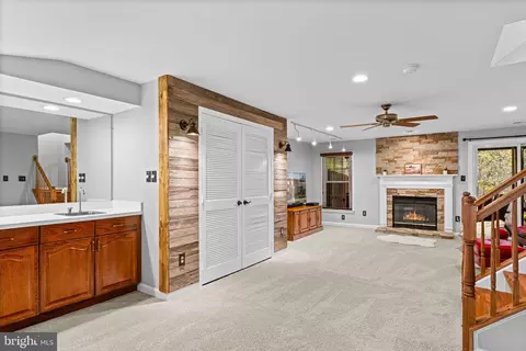 Other - 8852 Eagle Rock Ln, Springfield, VA 22153 photo 14 of 15