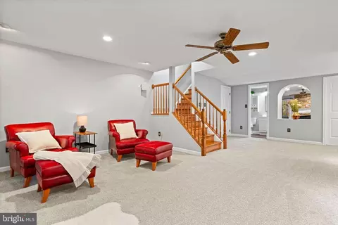 Other - 8852 Eagle Rock Ln, Springfield, VA 22153 photo 9 of 15