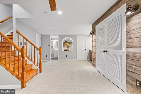 Other - 8852 Eagle Rock Ln, Springfield, VA 22153 photo 12 of 15