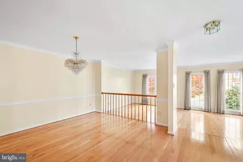 Living - 8019 Tanworth Ct, Springfield, VA 22152 photo 4 of 6