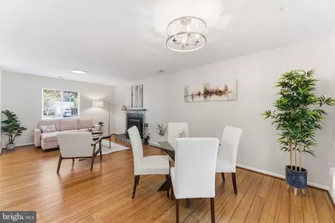 Dining - 11309 Gatesborough Ln, Reston, VA 20191 photo 2 of 4