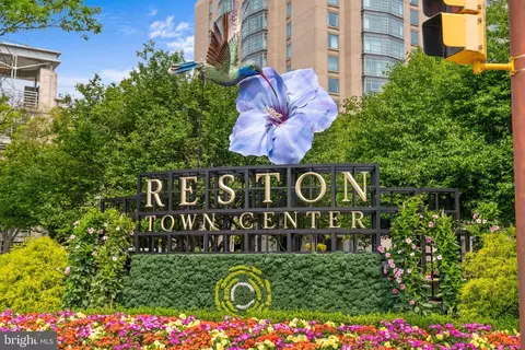 Other - 11309 Gatesborough Ln, Reston, VA 20191 photo 16 of 24