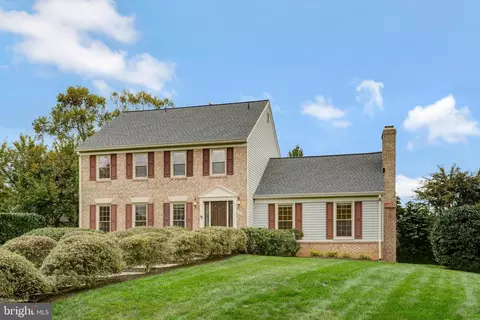 1332 Carpers Farm Way, Vienna, VA 22182