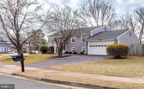 Other - 811 Fall Pl, Herndon, VA 20170 photo 9 of 10