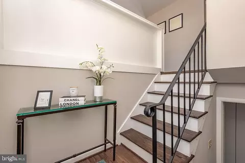 Entry Way - 811 Fall Pl, Herndon, VA 20170 photo 1 of 1