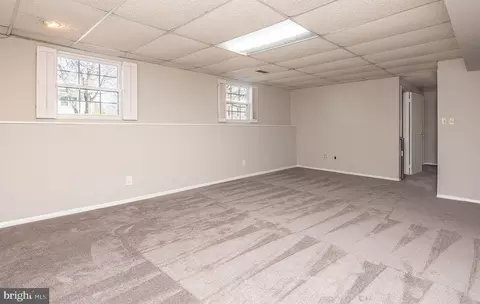 Other - 811 Fall Pl, Herndon, VA 20170 photo 8 of 10