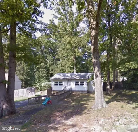 9020 Kiger St, Lorton, VA 22079