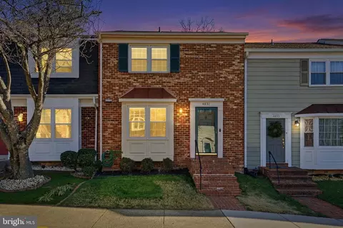 4831 Nash Dr, Fairfax, VA 22032