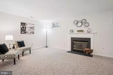 Living - 8715 Wadebrook Ter, Springfield, VA 22153 photo 6 of 7