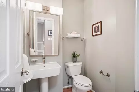 Bath - 8715 Wadebrook Ter, Springfield, VA 22153 photo 1 of 8