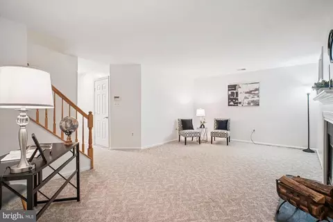 Living - 8715 Wadebrook Ter, Springfield, VA 22153 photo 7 of 7