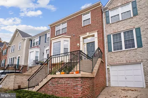 Exterior - 8715 Wadebrook Ter, Springfield, VA 22153 photo 2 of 4