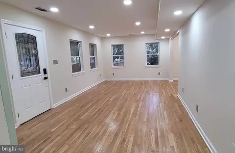 Living - 6828 Ridgeway Dr, Springfield, VA 22150 photo 5 of 5