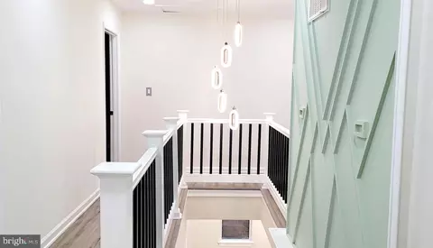 Entry Way - 6828 Ridgeway Dr, Springfield, VA 22150 photo 18 of 25