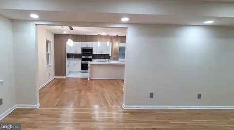Entry Way - 6828 Ridgeway Dr, Springfield, VA 22150 photo 25 of 25