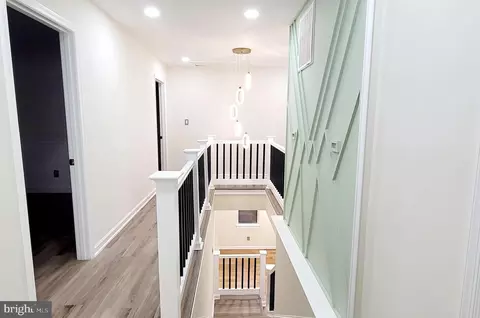 Entry Way - 6828 Ridgeway Dr, Springfield, VA 22150 photo 19 of 25