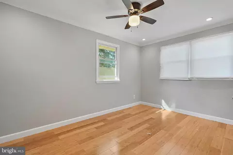 7419 Farnum St, Springfield, VA 22151 photo 17