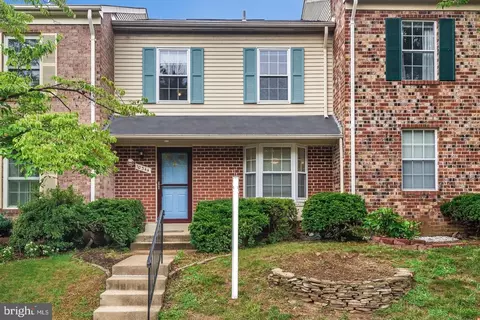 10344 Granite Creek Ln, Oakton, VA 22124