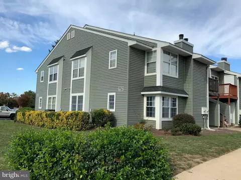 8623 Beekman Pl #A, Alexandria, VA 22309