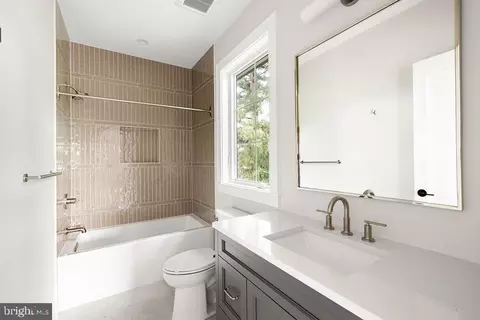 Bath - 6179 Hardy Dr, Mclean, VA 22101 photo 8 of 10