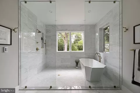Bath - 6179 Hardy Dr, Mclean, VA 22101 photo 2 of 11