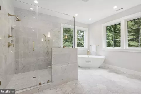 Bath - 6179 Hardy Dr, Mclean, VA 22101 photo 2 of 2