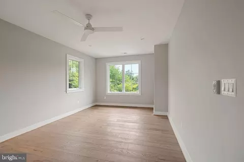Bedroom - 6179 Hardy Dr, Mclean, VA 22101 photo 6 of 7