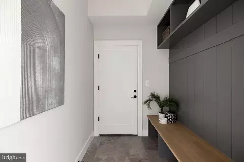 Entry Way - 6179 Hardy Dr, Mclean, VA 22101 photo 3 of 6