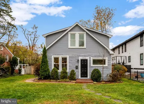 6402 Potomac Ave, Alexandria, VA 22307