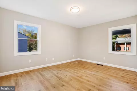 Bedroom - 9075 Andromeda Dr, Burke, VA 22015 photo 1 of 3