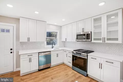 Other - 9075 Andromeda Dr, Burke, VA 22015 photo 1 of 9