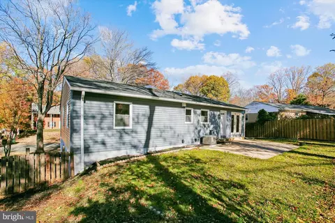 Exterior - 9075 Andromeda Dr, Burke, VA 22015 photo 2 of 5
