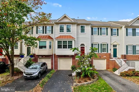 13026 Cobble Ln, Clifton, VA 20124