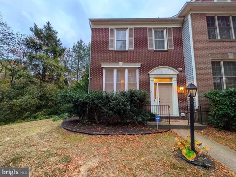 3601 Ransom Pl, Alexandria, VA 22306