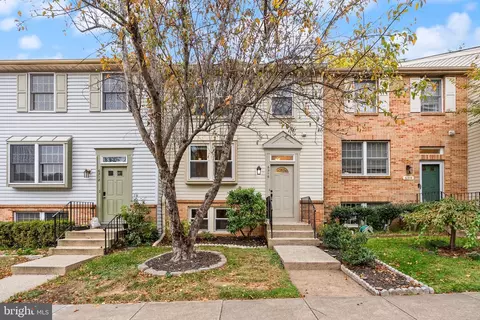 6316 Mary Todd Ln, Centreville, VA 20121