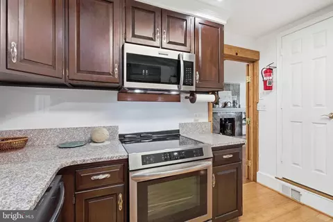 7503 Mendota Pl, Springfield, VA 22150 photo 26
