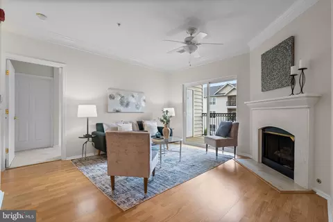 1570 Spring Gate Dr #7303, Mclean, VA 22102