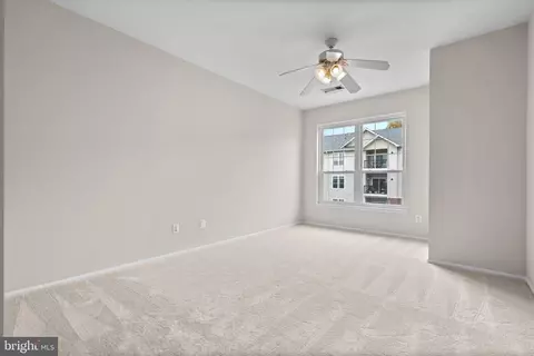 1570 Spring Gate Dr #7303, Mclean, VA 22102 photo 14