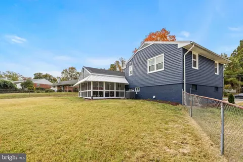 Exterior - 7319 Bath St, Springfield, VA 22150 photo 6 of 6
