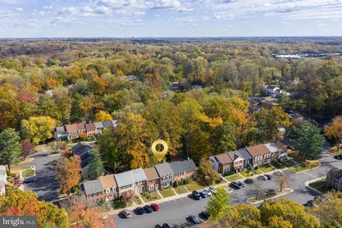 9521 Cherry Oak Ct, Burke, VA 22015