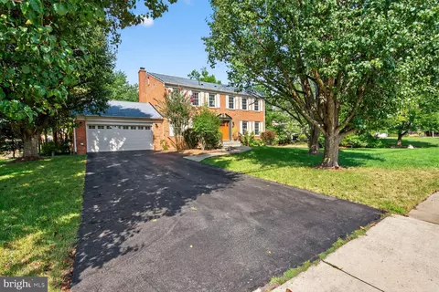 4122 Ferry Landing Rd, Alexandria, VA 22309