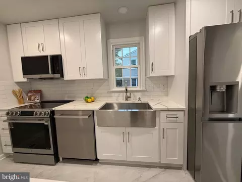 Kitchen - 8580 Tyrolean Way, Springfield, VA 22153 photo 1 of 6