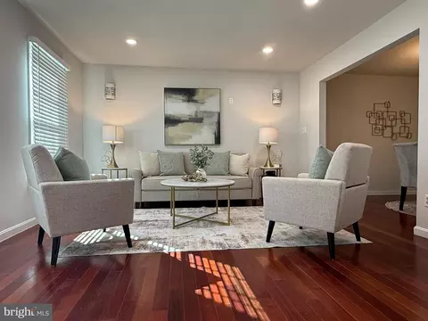 Living - 8580 Tyrolean Way, Springfield, VA 22153 photo 1 of 2