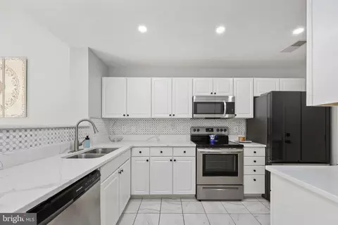 12093 Trumbull Way #12A, Reston, VA 20190 photo 7