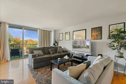 2059 Huntington Ave #614, Alexandria, VA 22303