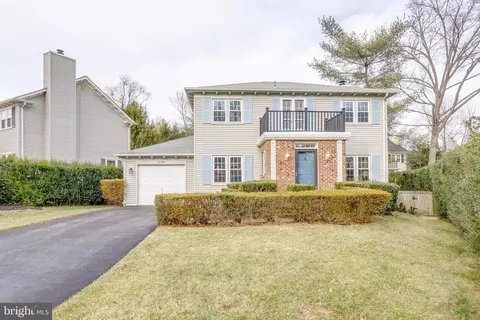 6106 Windward Dr, Burke, VA 22015