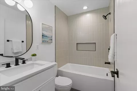 11152 Forest Edge Dr, Reston, VA 20190 photo 25