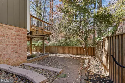 11152 Forest Edge Dr, Reston, VA 20190 photo 33