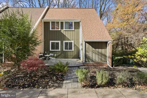 11152 Forest Edge Dr, Reston, VA 20190 photo 36