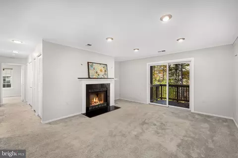 Living - 7802 Harrowgate Cir #C, Springfield, VA 22152 photo 2 of 5
